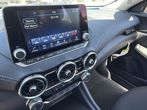 New 2025 Nissan Sentra SV w/ Trunk Package image 15