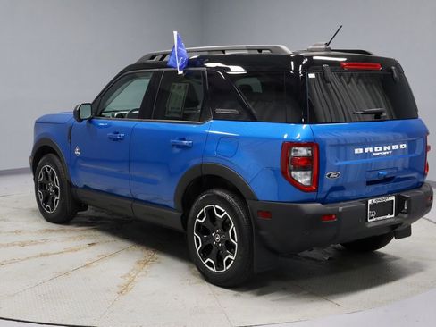 Certified 2025 Ford Bronco Sport Outer Banks w/ Outer Banks Tech Package+ AWD/4WD image 11