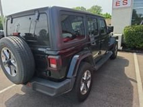 Used 2023 Jeep Wrangler Unlimited Sahara w/ Cold Weather Group AWD/4WD image 3