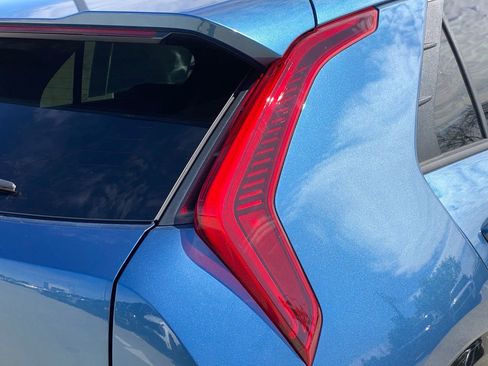New 2025 Kia Niro Wind image 4