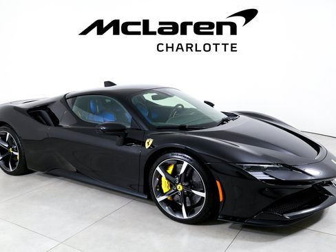 Used 2023 Ferrari SF90 Stradale AWD/4WD image 2
