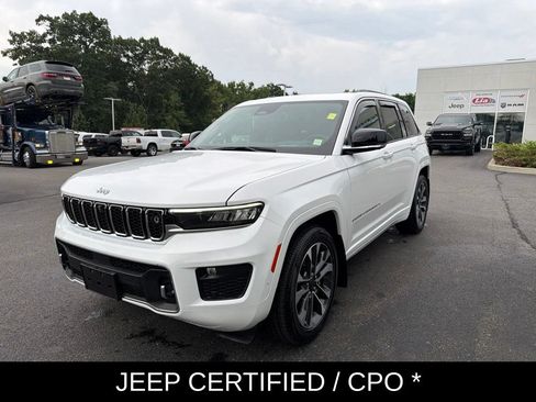 Used 2024 Jeep Grand Cherokee Overland w/ Adv Protech Group III AWD/4WD image 8