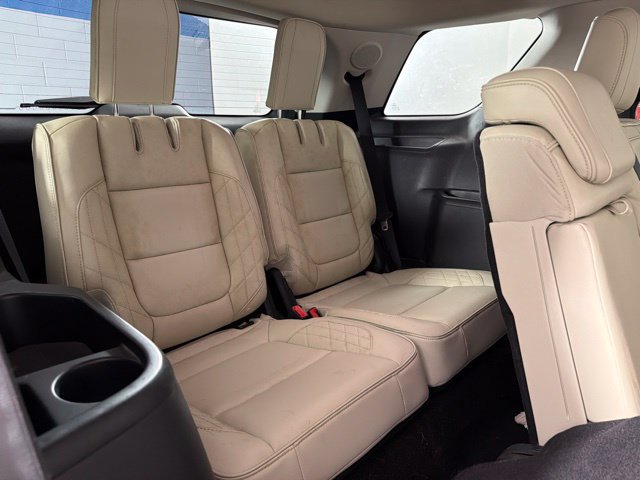 Used 2018 Ford Explorer Platinum AWD/4WD image 36