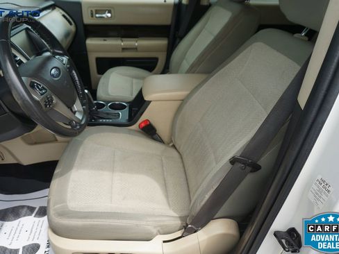 Used 2013 Ford Flex SEL FWD image 30