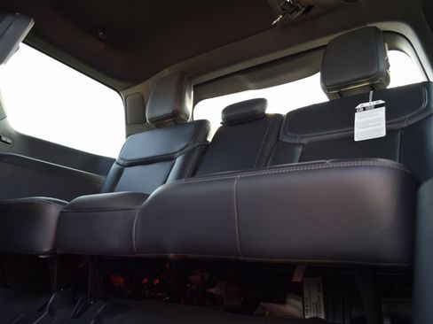 New 2025 Ford Expedition Platinum w/ Stealth Performance Package image 21