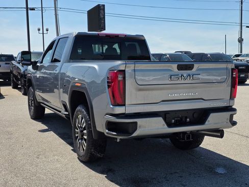 New 2026 GMC Sierra 2500 Denali Ultimate AWD/4WD image 5