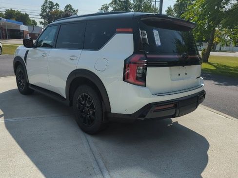 New 2025 Nissan Armada PRO-4X w/ Pro-4X Premium Package image 5