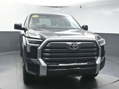 Used 2022 Toyota Tundra Limited image 3