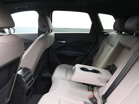 New 2026 Audi Q3 quattro 2.0T AWD/4WD image 18
