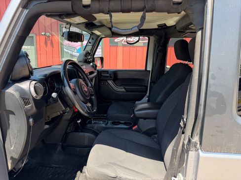 Used 2016 Jeep Wrangler Sport w/ Quick Order Package 24S AWD/4WD image 7