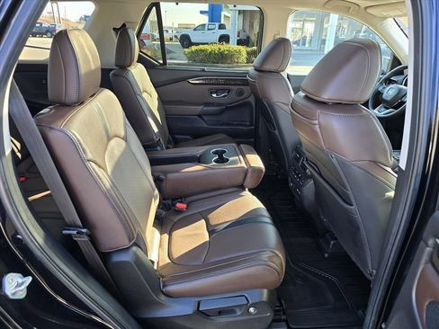 Used 2023 Honda Pilot Elite image 14