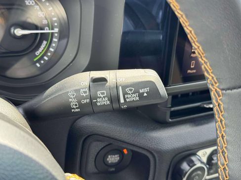 Used 2024 Jeep Wrangler Unlimited AWD/4WD image 23