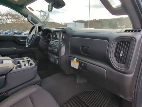 New 2026 Chevrolet Silverado 1500 Custom Trail Boss w/ Turbomax Blackout Package image 28