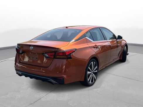 Used 2019 Nissan Altima 2.5 SR w/ SR Premium Package FWD image 6