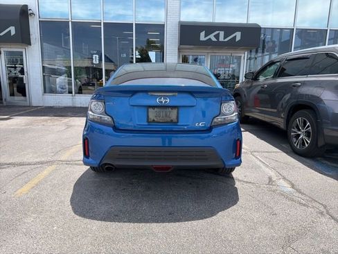 Used 2015 Scion tC FWD image 9