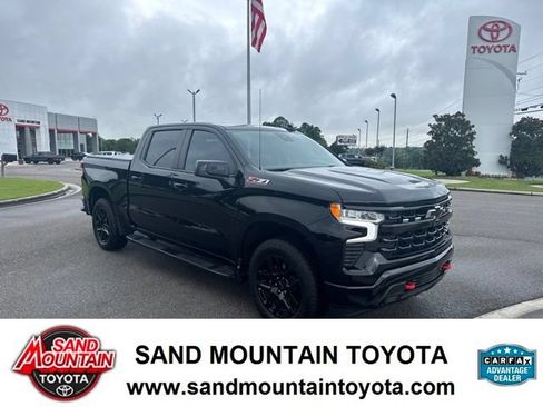 Used 2024 Chevrolet Silverado 1500 RST w/ Z71 Off-Road Package AWD/4WD image 1