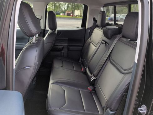 Used 2024 Ford Maverick Lariat w/ Black Appearance Package AWD/4WD image 14