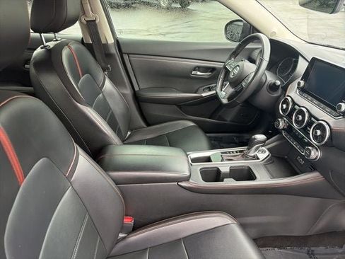 Used 2023 Nissan Sentra SR w/ SR Premium Package FWD image 17