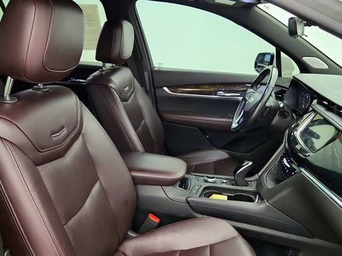 Used 2021 Cadillac XT6 Premium Luxury FWD image 24