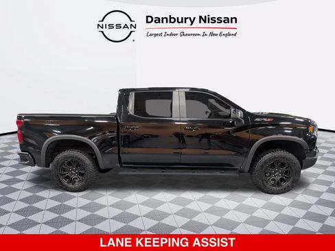 Used 2022 Chevrolet Silverado 1500 ZR2 AWD/4WD image 2