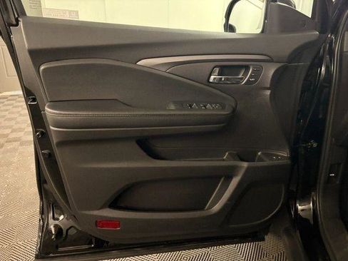 Used 2021 Honda Pilot Special Edition image 6