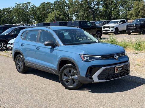 New 2026 Volkswagen Taos S FWD image 3