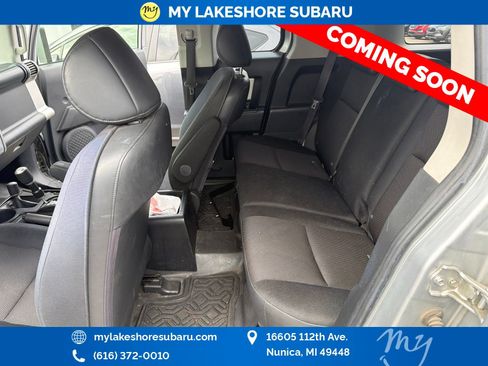 Used 2007 Toyota FJ Cruiser 4WD w/ Upgrade Pkg 1 image 13