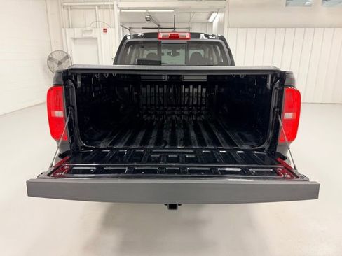 Certified 2022 Chevrolet Colorado LT w/ LT Convenience Package image 25