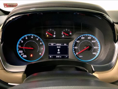Used 2022 Chevrolet Traverse LS FWD image 21