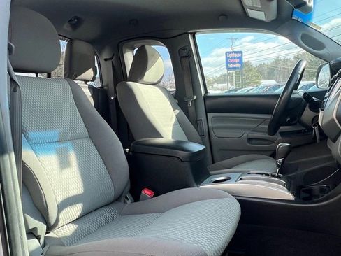 Used 2013 Toyota Tacoma 4x4 Access Cab V6 image 13