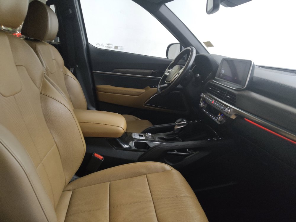 Used 2022 Kia Telluride SX w/ Towing Package FWD image 21