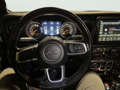 Used 2022 Jeep Gladiator Overland image 42