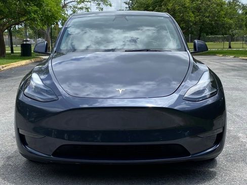 Used 2022 Tesla Model Y Performance AWD/4WD image 4