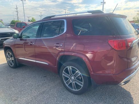 Used 2018 GMC Acadia Denali AWD/4WD image 4