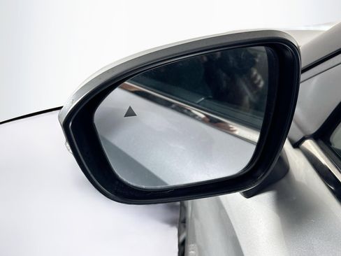 Used 2024 Mitsubishi Outlander SE image 16