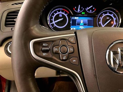 Used 2015 Buick Regal Premium FWD image 17