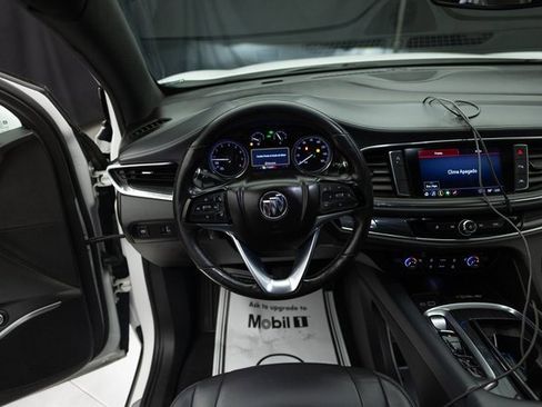 Used 2022 Buick Enclave Essence image 19