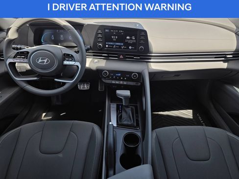Certified 2026 Hyundai Elantra Sport FWD image 11