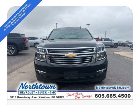 Used 2019 Chevrolet Suburban Premier AWD/4WD image 3