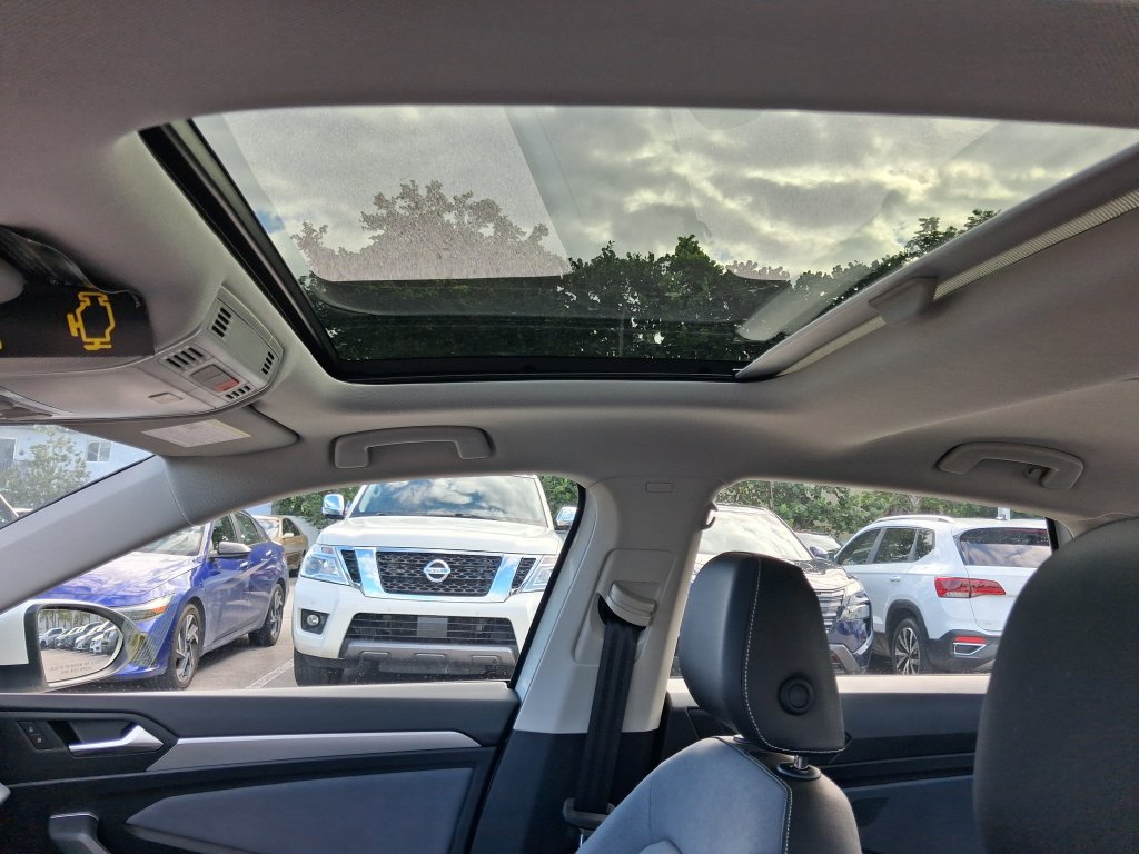 New 2027 Volkswagen Jetta SE FWD image 10