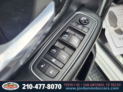 Used 2021 RAM 1500 Laramie image 18