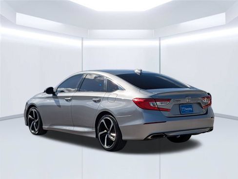 Used 2019 Honda Accord Sport image 3