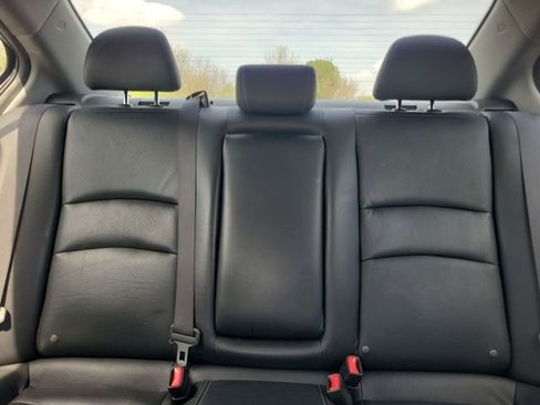Used 2017 Honda Accord Touring image 21