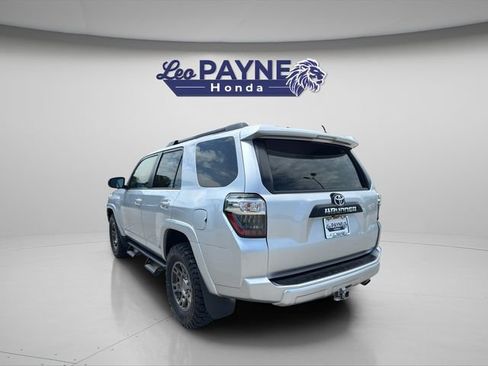 Used 2019 Toyota 4Runner TRD Off-Road AWD/4WD image 7