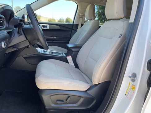 Used 2022 Ford Explorer 4WD image 16