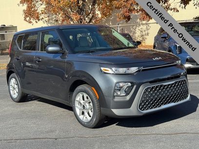 Certified 2022 Kia Soul LX w/ Technology Package