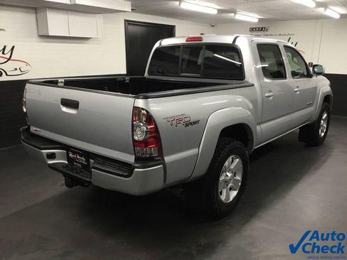 Used 2011 Toyota Tacoma 4x4 Double Cab w/ TRD Sport Pkg image 11