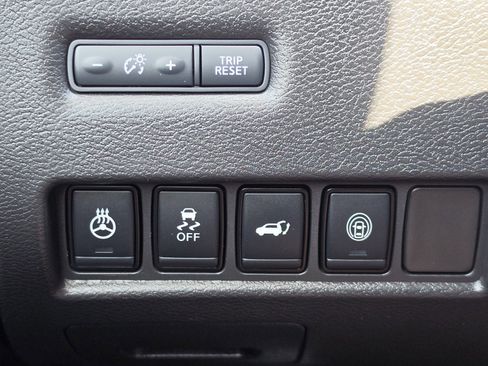 Used 2024 Nissan Murano SL FWD image 18