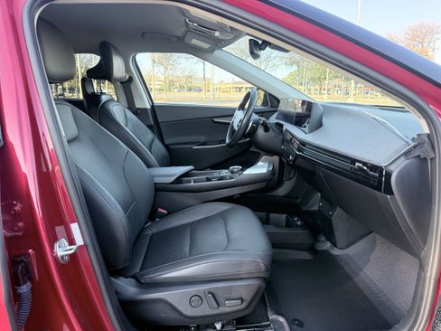 Used 2023 Kia EV6 Wind w/ Wind Technology Package image 45