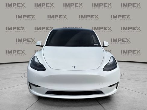 Used 2023 Tesla Model Y Long Range AWD/4WD image 8